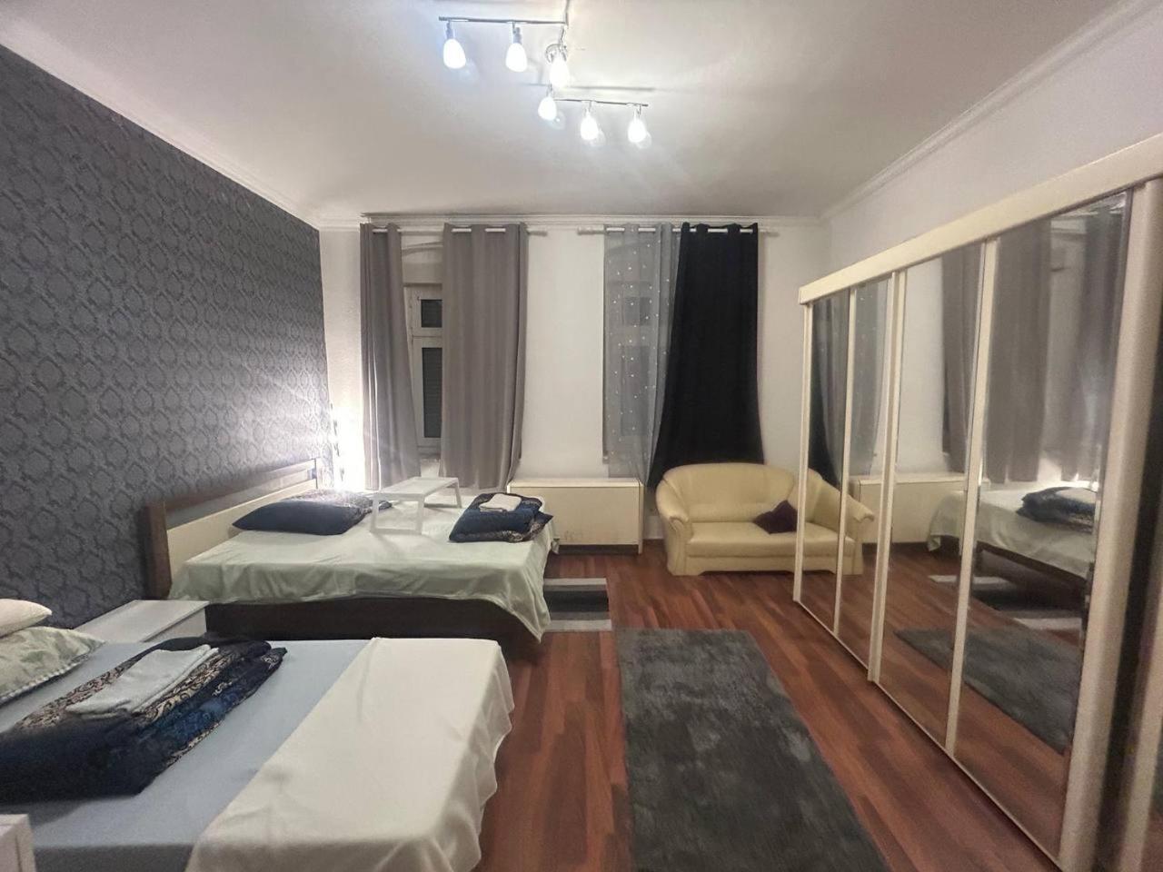 2 Room Apartament Messe エッセン エクステリア 写真