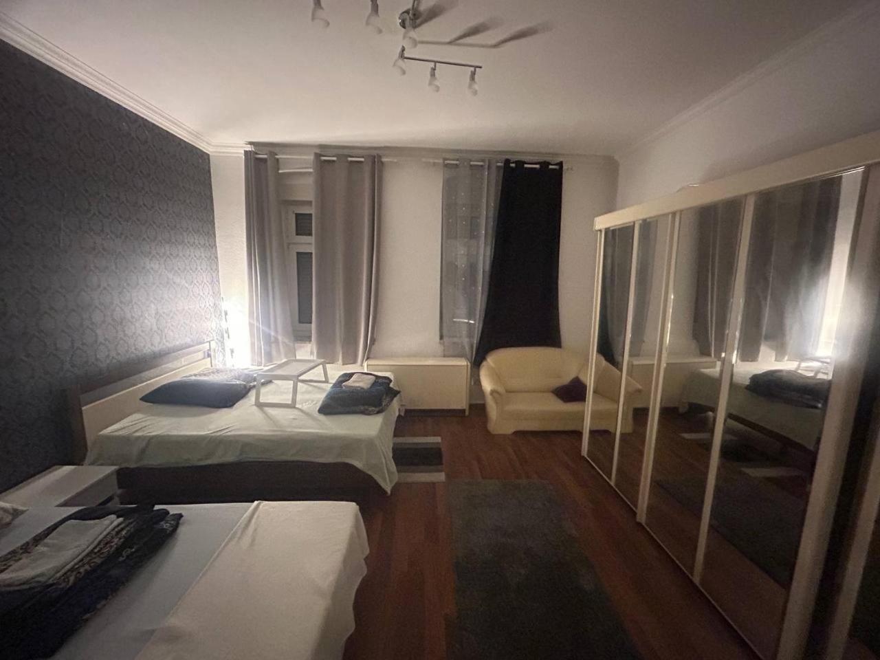 2 Room Apartament Messe エッセン エクステリア 写真
